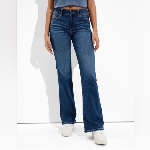 EUC American Eagle Favorite Boyfriend Jeans - Dark Wash - Size 8 Long - Picture 2 of 12